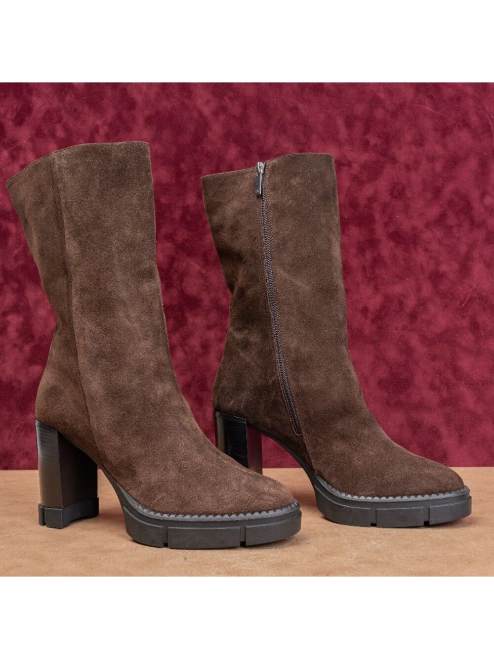 Aquatalia Women Brown Suede Fashion Weatherproof Fashion Zip Heel Boots sz 11